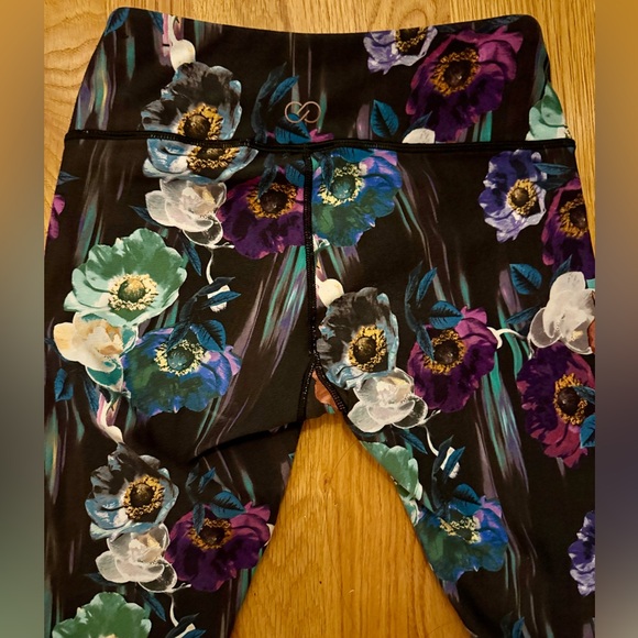 CALIA Carrie Underwood Leggings Size XS Floral Black and Multicolor - Picture 5 of 8
